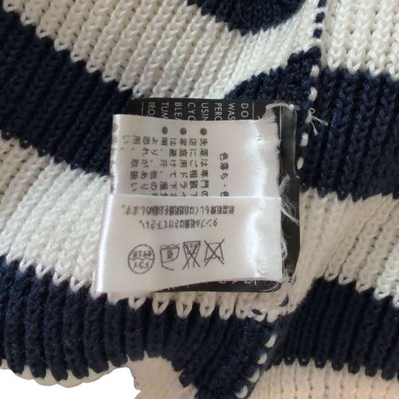 Salvatore Ferragamo Navy and White Sweater Striped Cardigan Beautiful Clean Lg - Picture 12 of 15